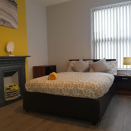 Hollis House Villa Derby Luaran gambar