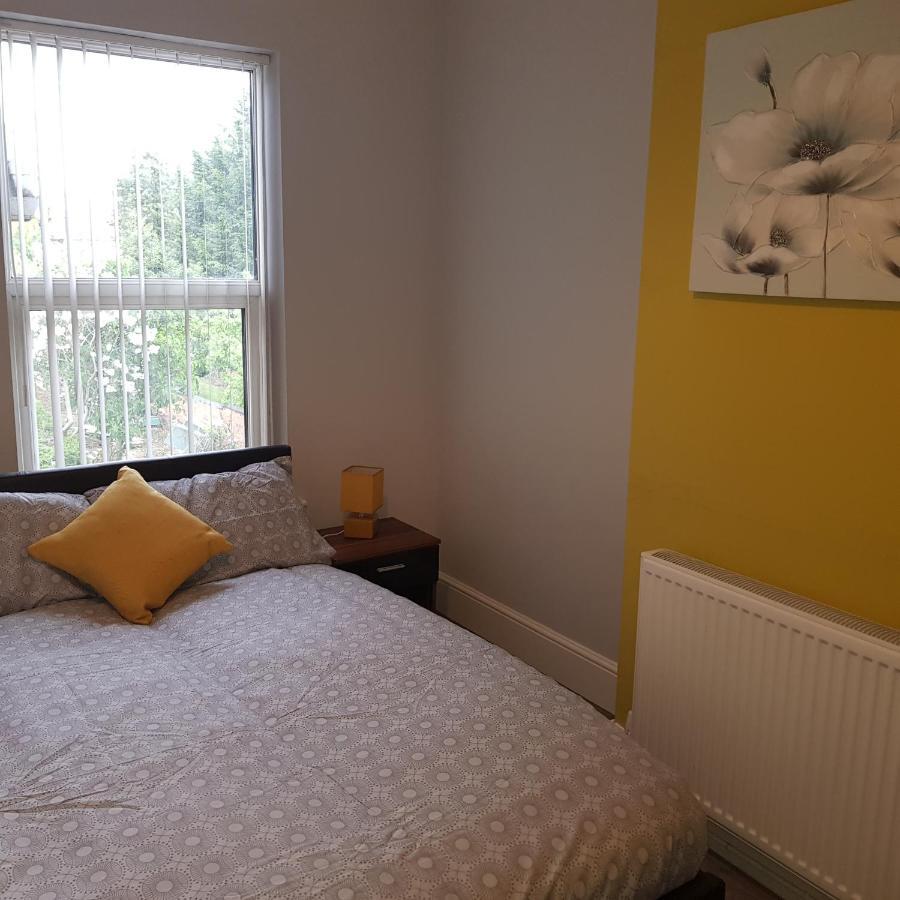 Hollis House Villa Derby Luaran gambar